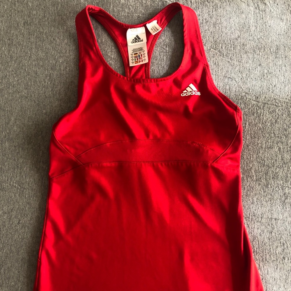 Adidas athletic top